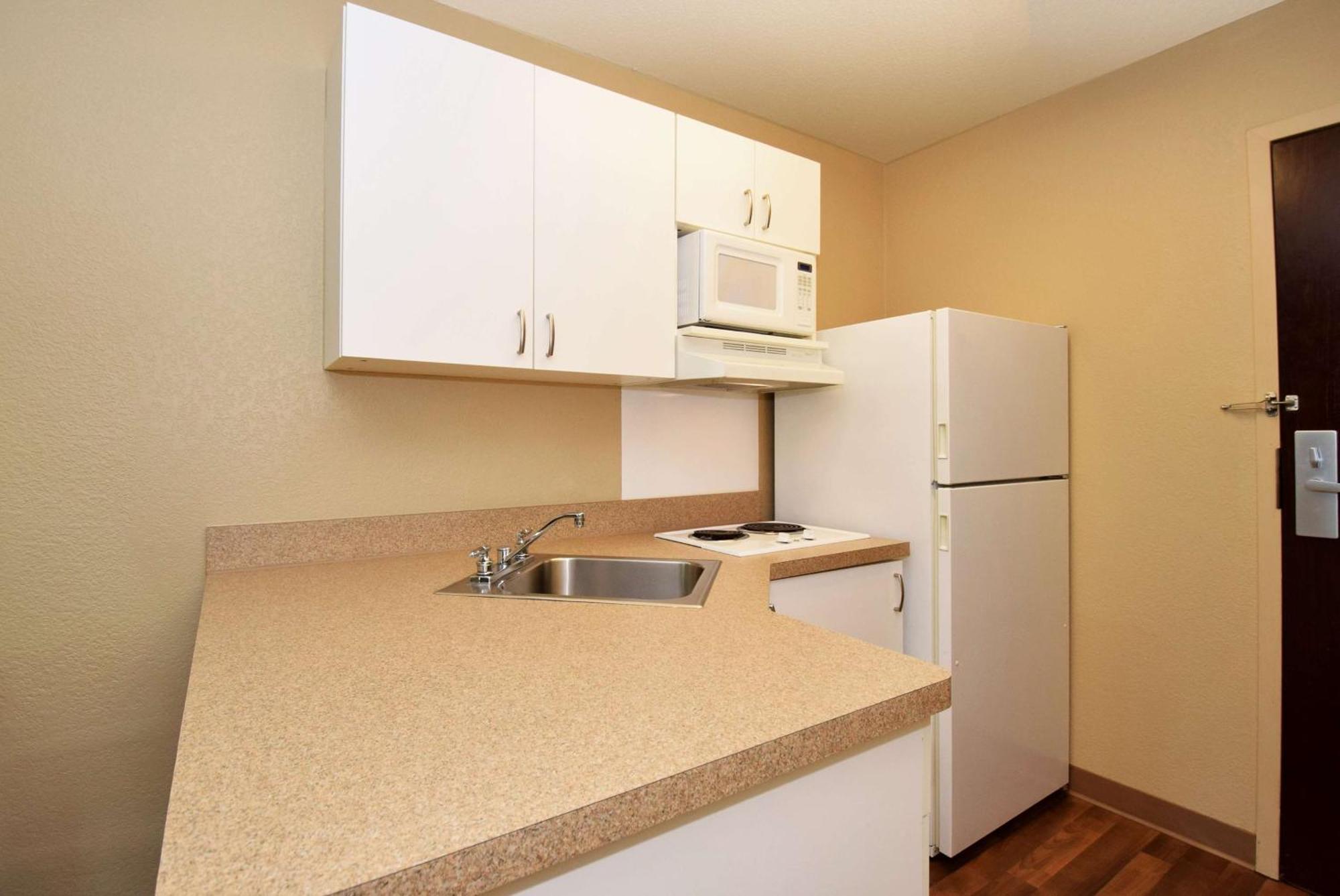 Extended Stay America Suites - Raleigh - Midtown Exterior foto